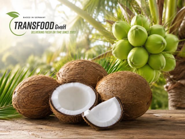 Fresh Coconut (Fresh Coconut / Nariyal / Mature Coconut / Young Coconut)