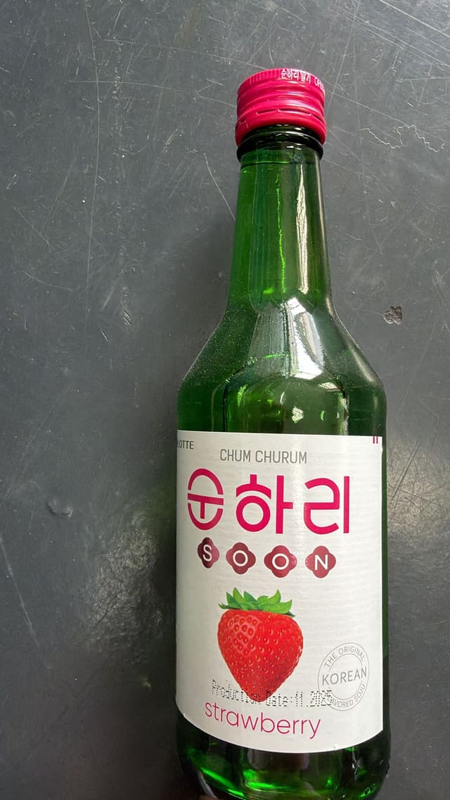 Soju Chum Churum Soonhari Strawberry 360ml 12%