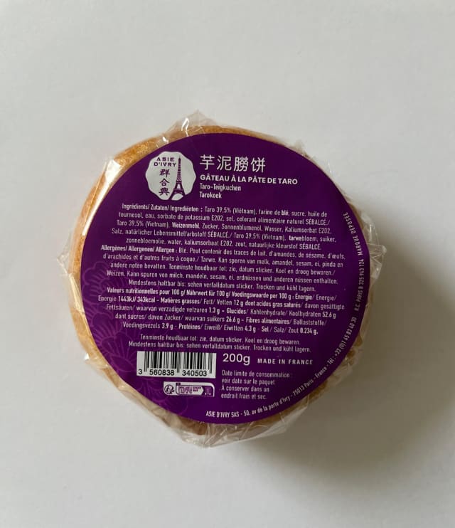 Taro dough cake
